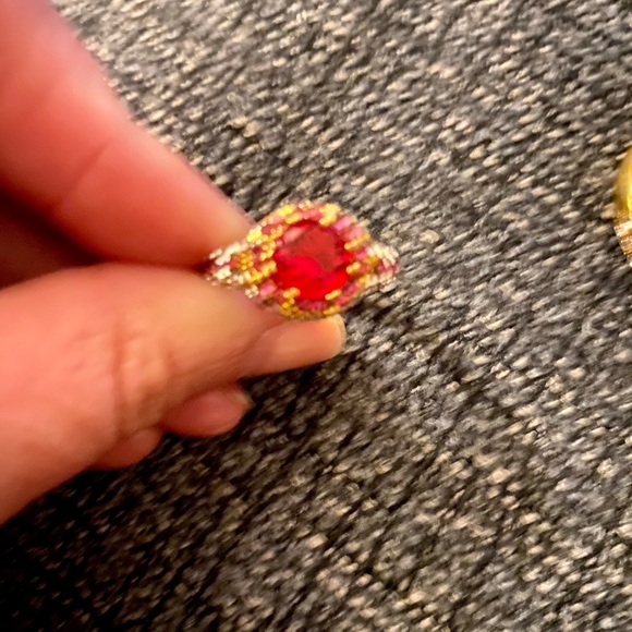 ๐ 2 Gold Tone & Rhinestone Rings ๐ - Picture 5 of 8